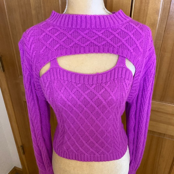 🔥 Argyle Knit Sweater & Cami Knit Top - Picture 5 of 16